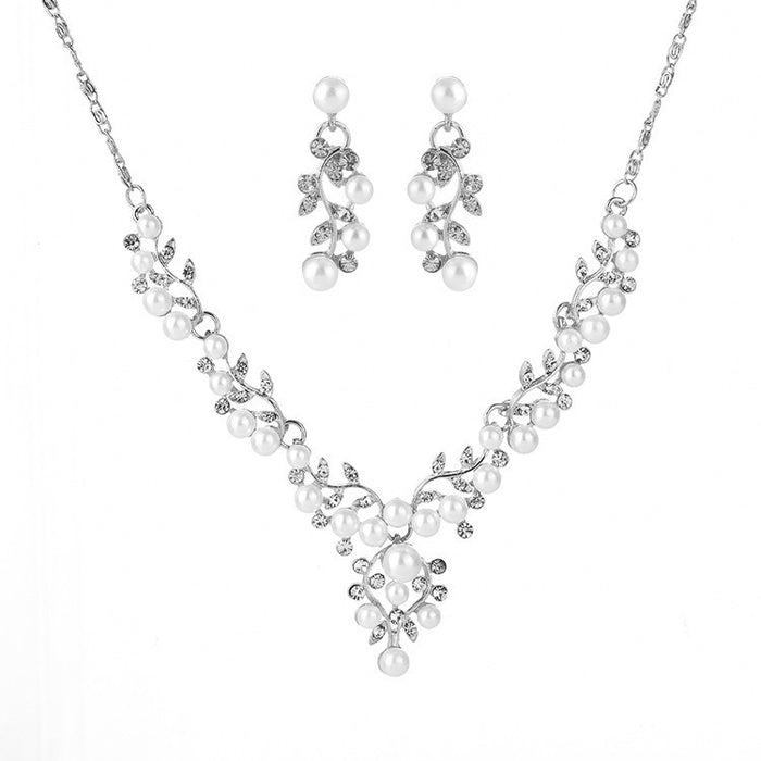 Elegant Pearl Necklace Fashion All-match Diamond Bridal Jewelry Simple V-shaped Necklace Set